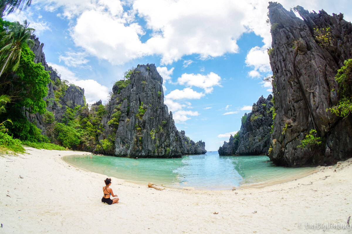 Paradisiacal beach at El Nido, Philippines