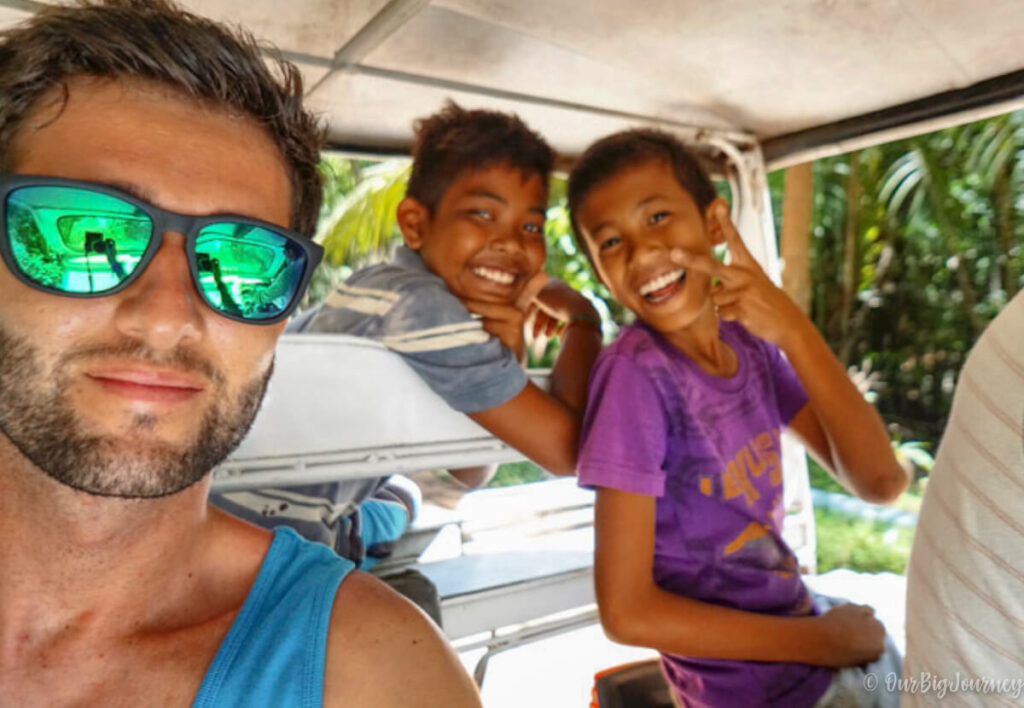 Kids smiling in the Philippines