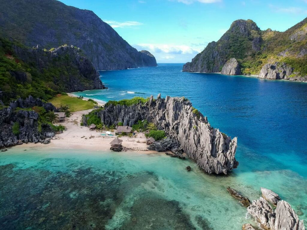 Photo of an island of El Nido