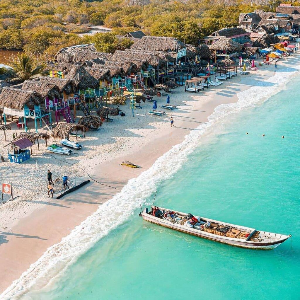 playablanca cartagena colombia beach