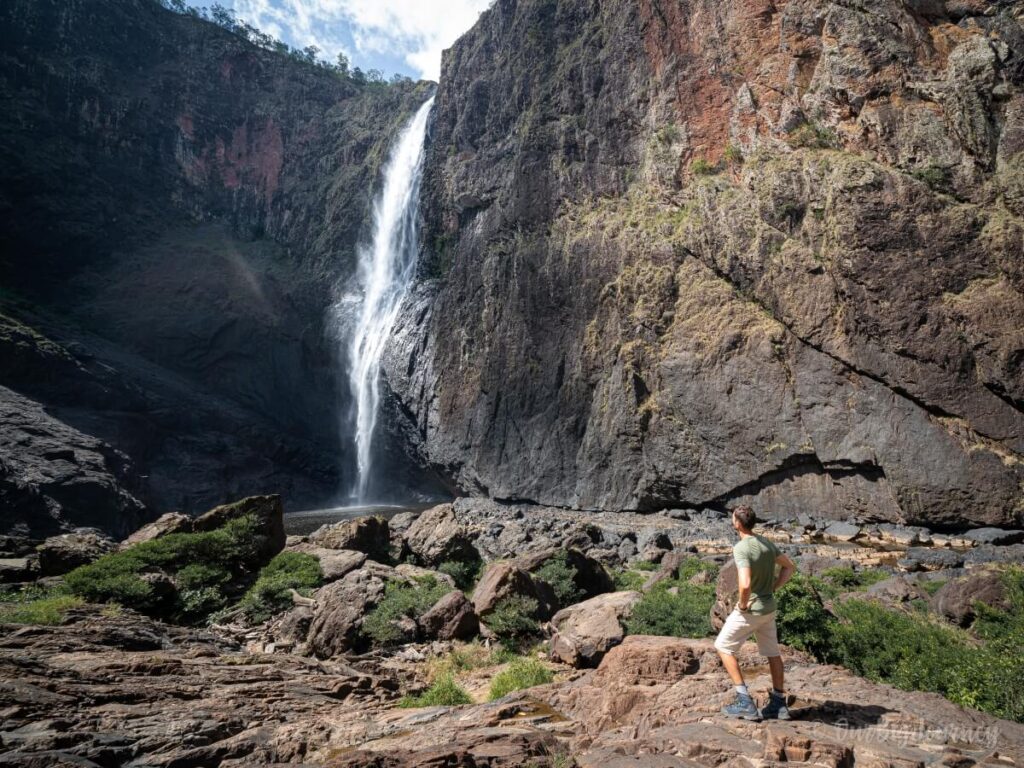 Hiker in front of Wallaman Falls