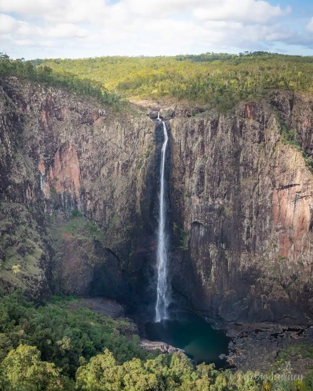 Wallaman Falls Lookout