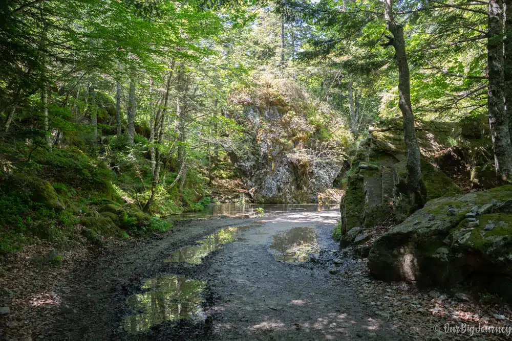 hiking the lacs d'Ayous