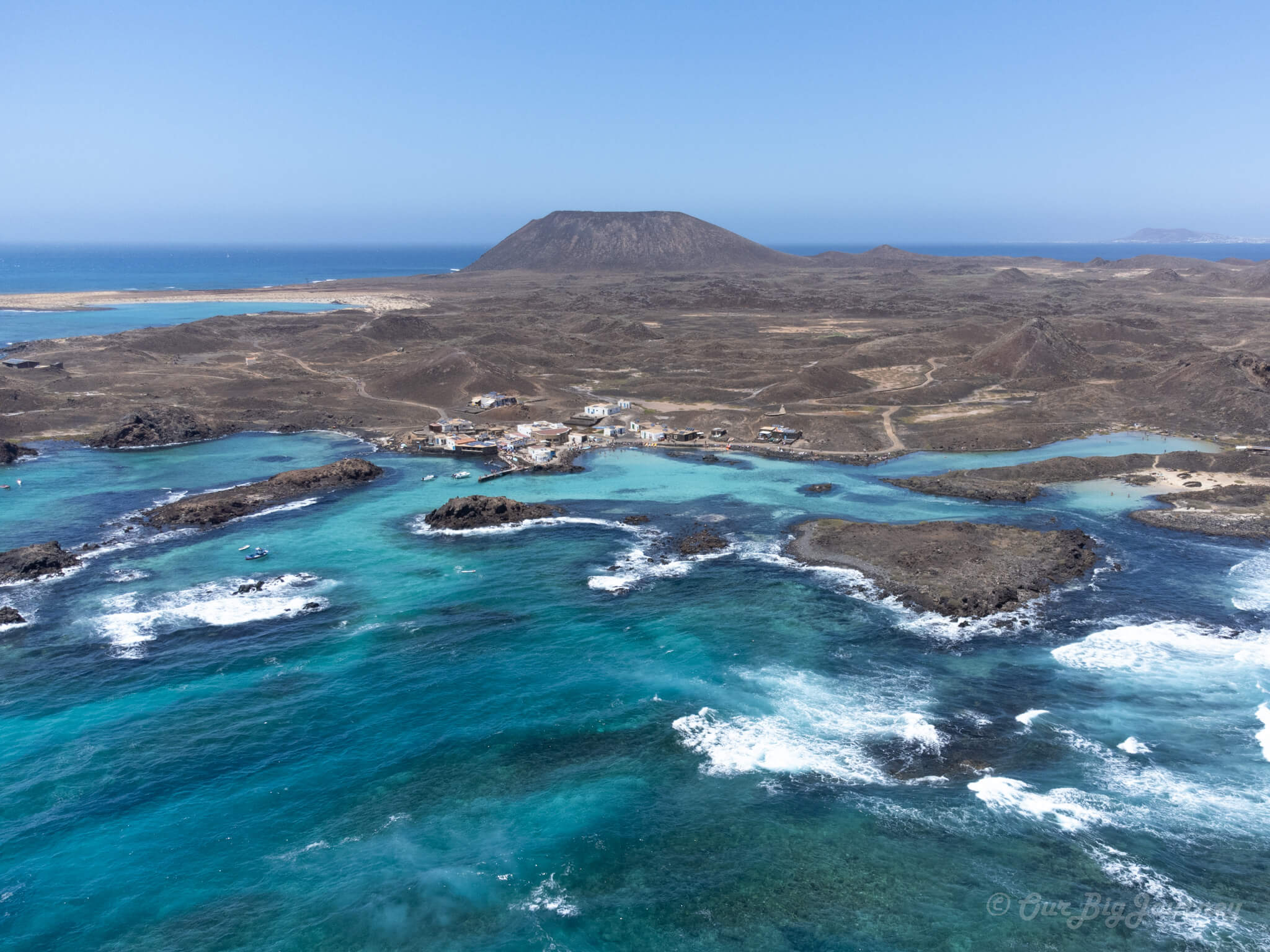 Isla de Lobos drone shot