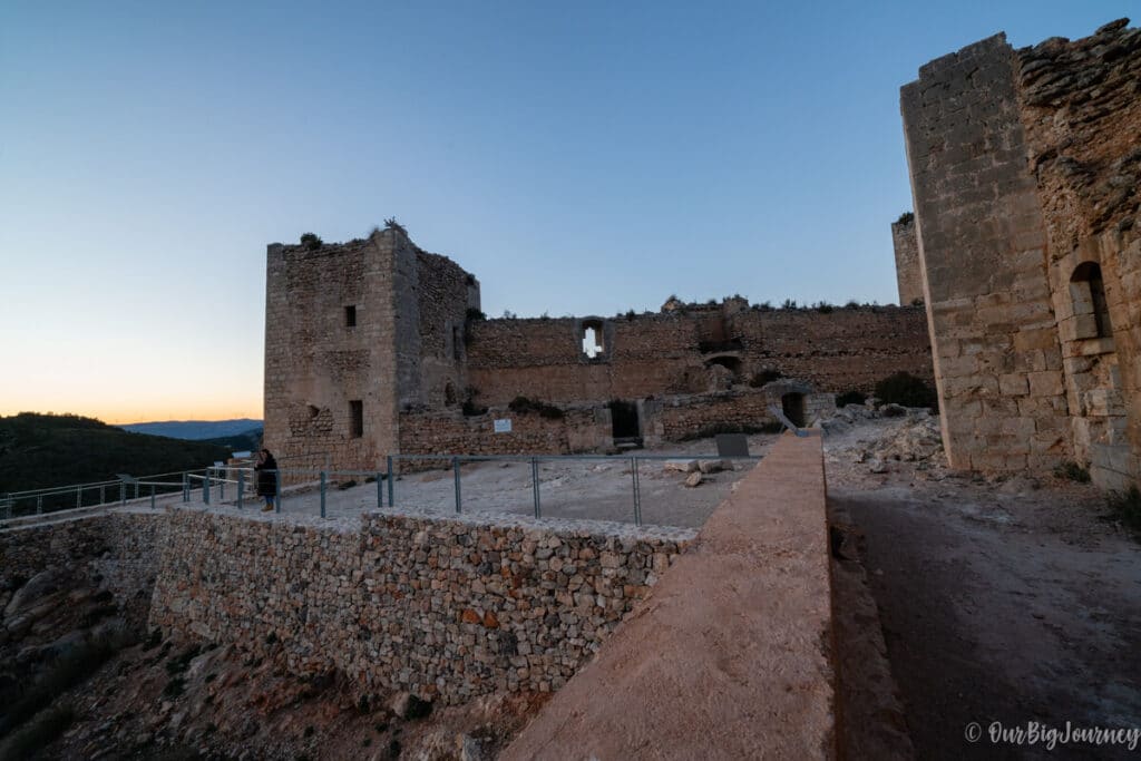 castillo de chirel inside