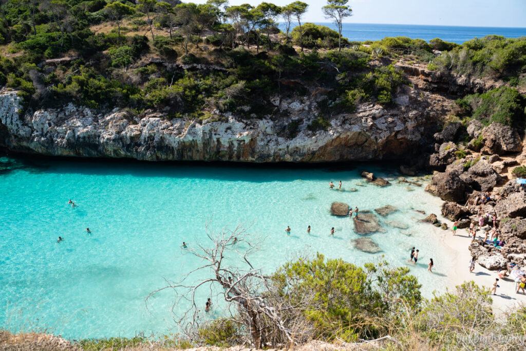 Calo des Moro beach how to get 