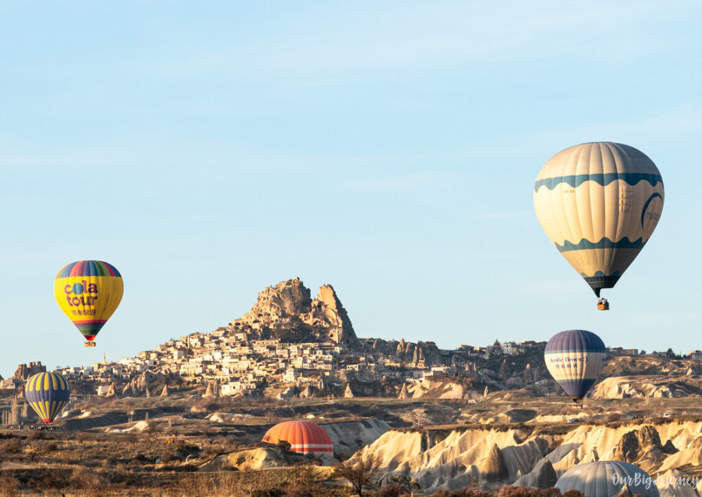 Uchisar castle with balloons