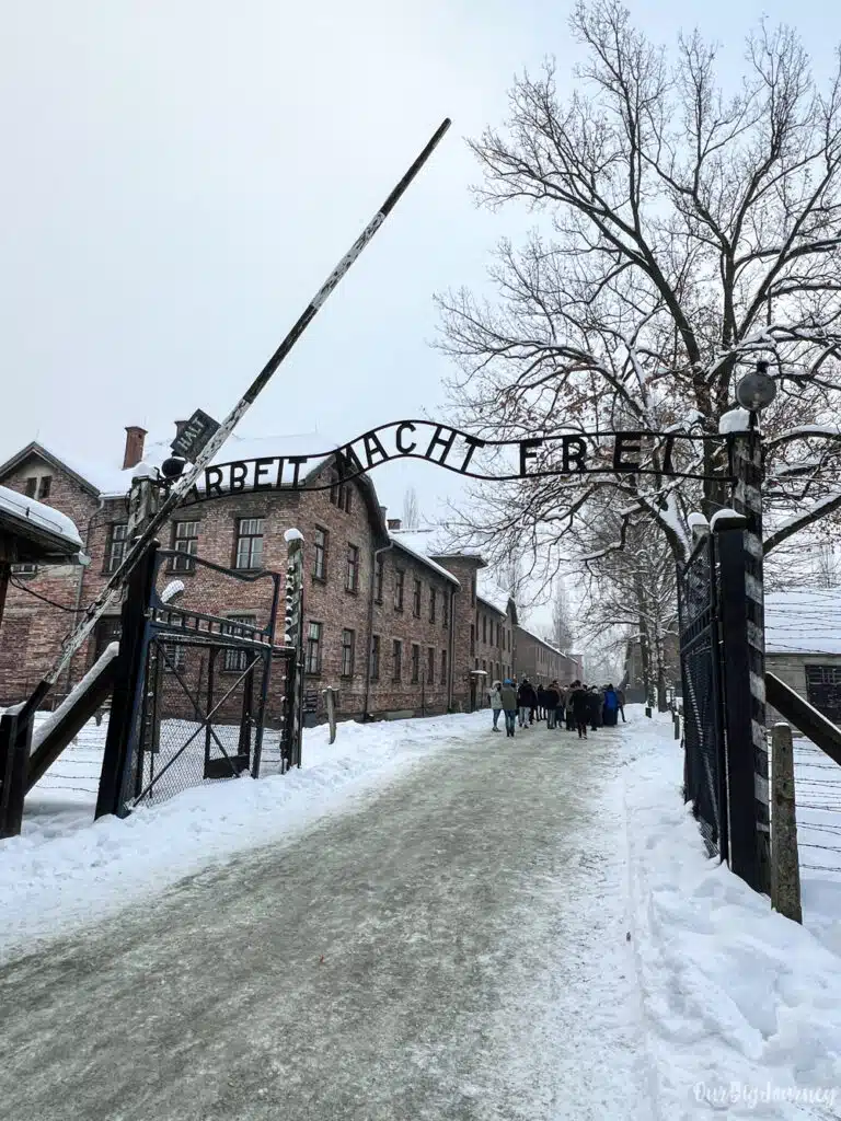 Arbeit macht frei
